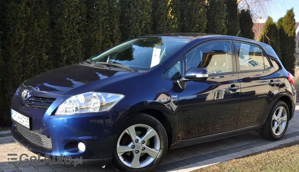 TOYOTA Auris 1.6 16V Valvematic (132 KM)
