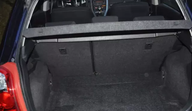 TOYOTA Auris 1.6 16V Valvematic (132 KM)