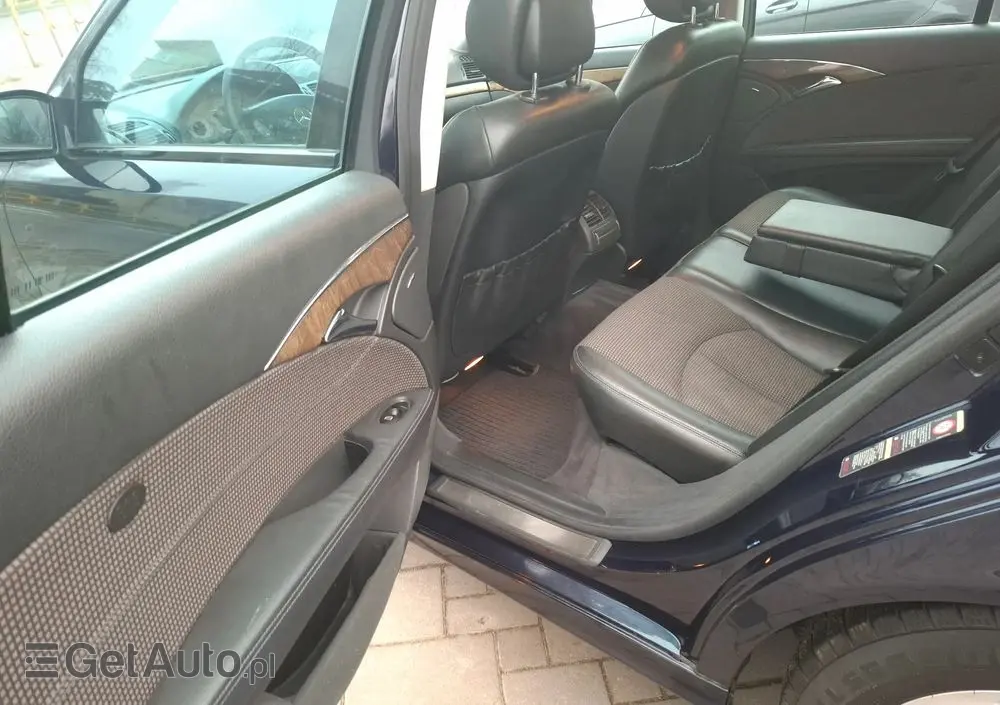 MERCEDES-BENZ Klasa E 