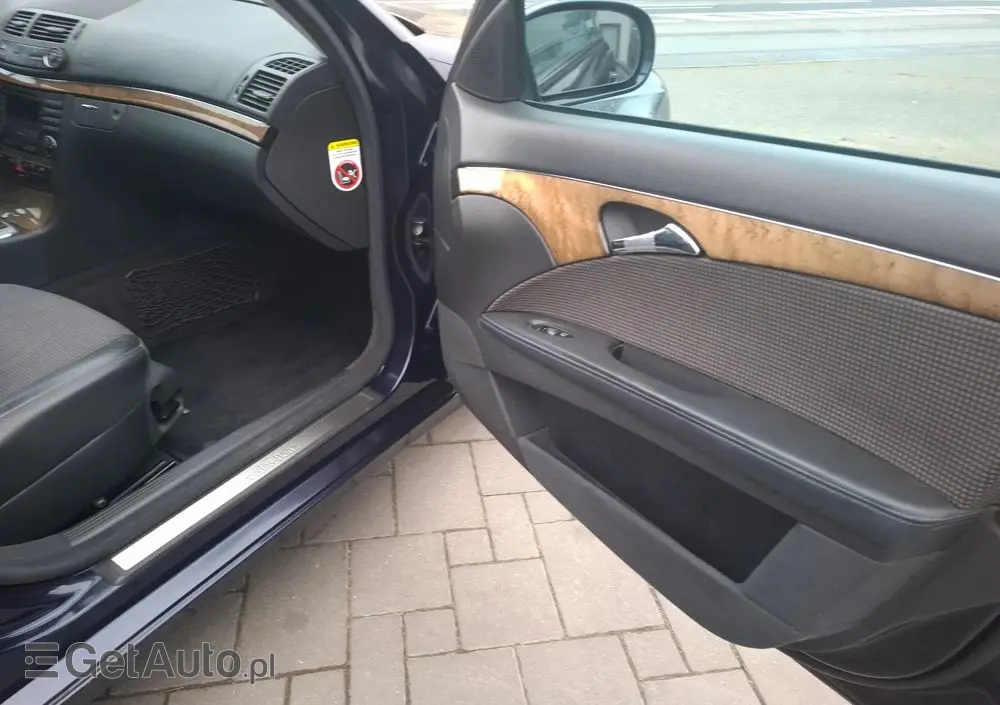 MERCEDES-BENZ Klasa E 