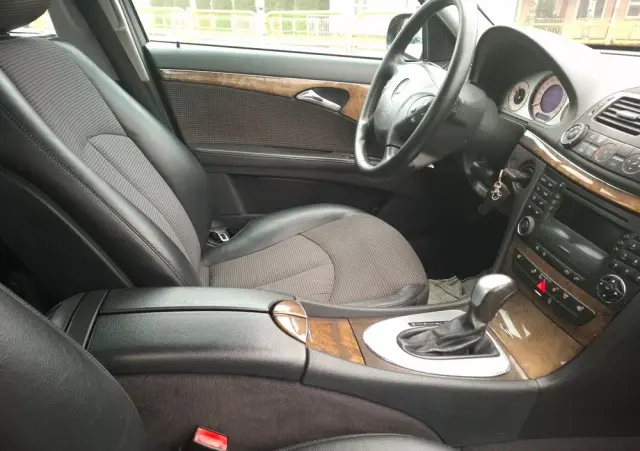 MERCEDES-BENZ Klasa E 