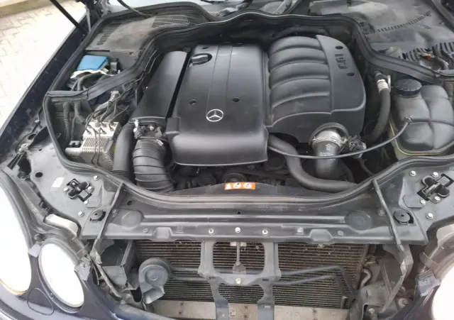 MERCEDES-BENZ Klasa E 