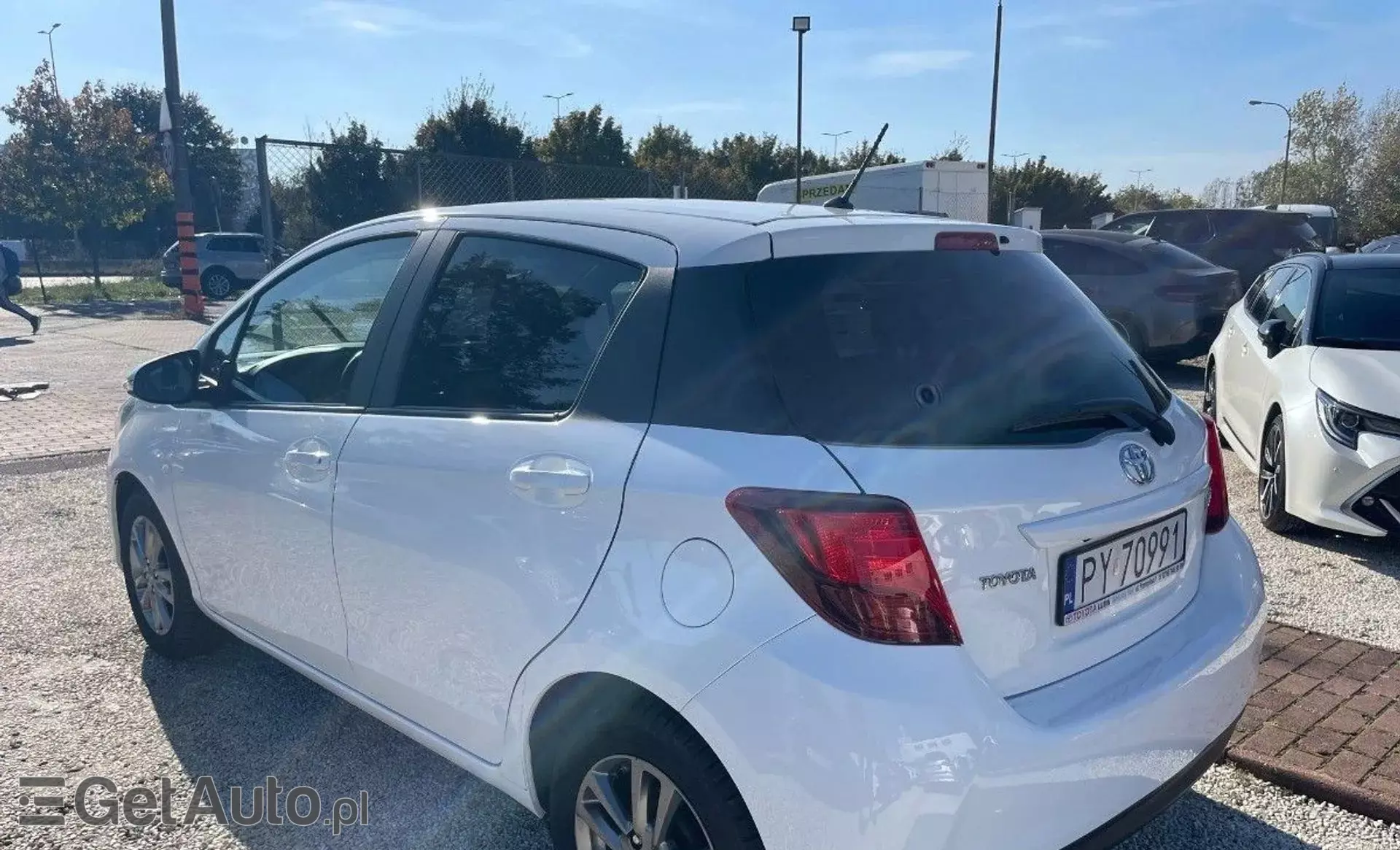 TOYOTA Yaris 