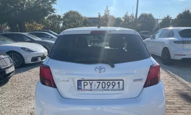 TOYOTA Yaris 