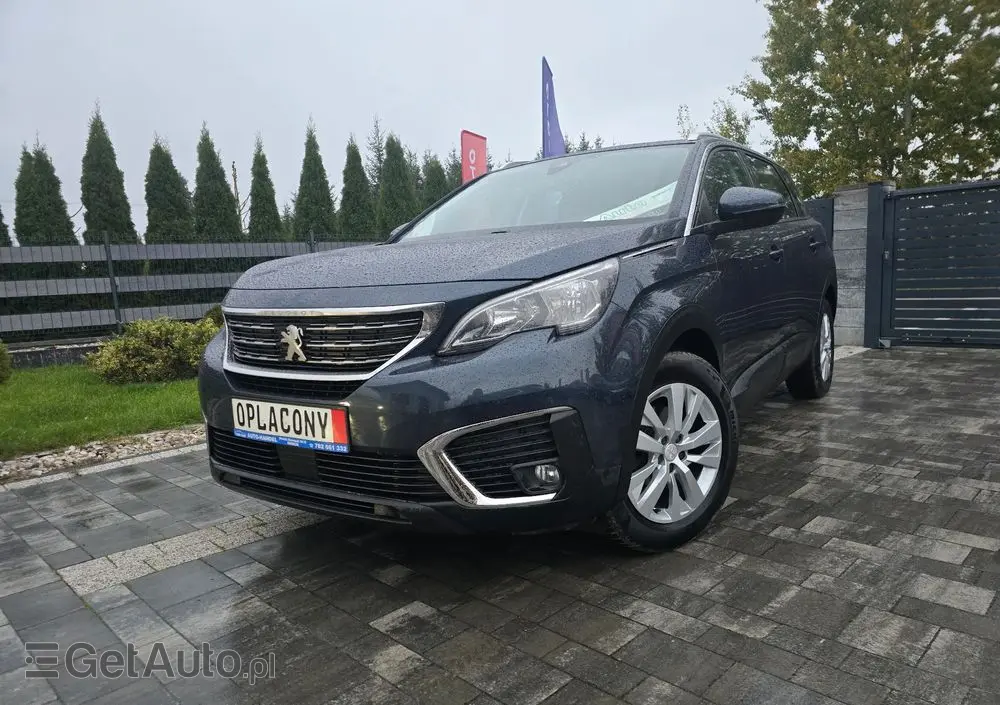 PEUGEOT 5008 