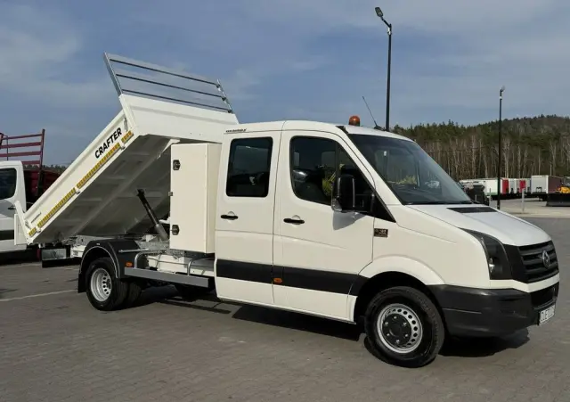 VOLKSWAGEN Crafter 