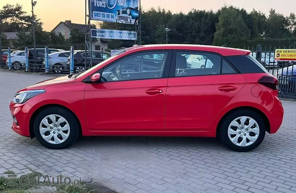 HYUNDAI I20 