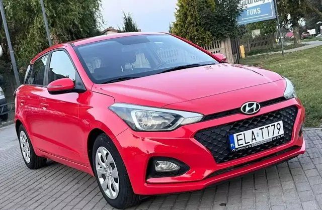 HYUNDAI I20 