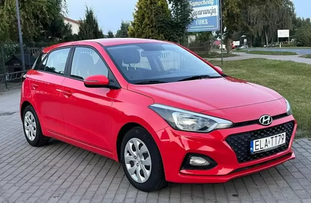 HYUNDAI I20 