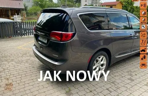 CHRYSLER Pacifica 