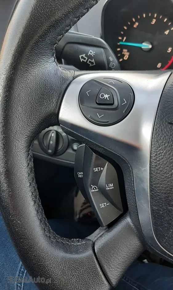 FORD Kuga 2.0 TDCi 2x4 Trend