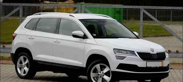 SKODA Karoq 