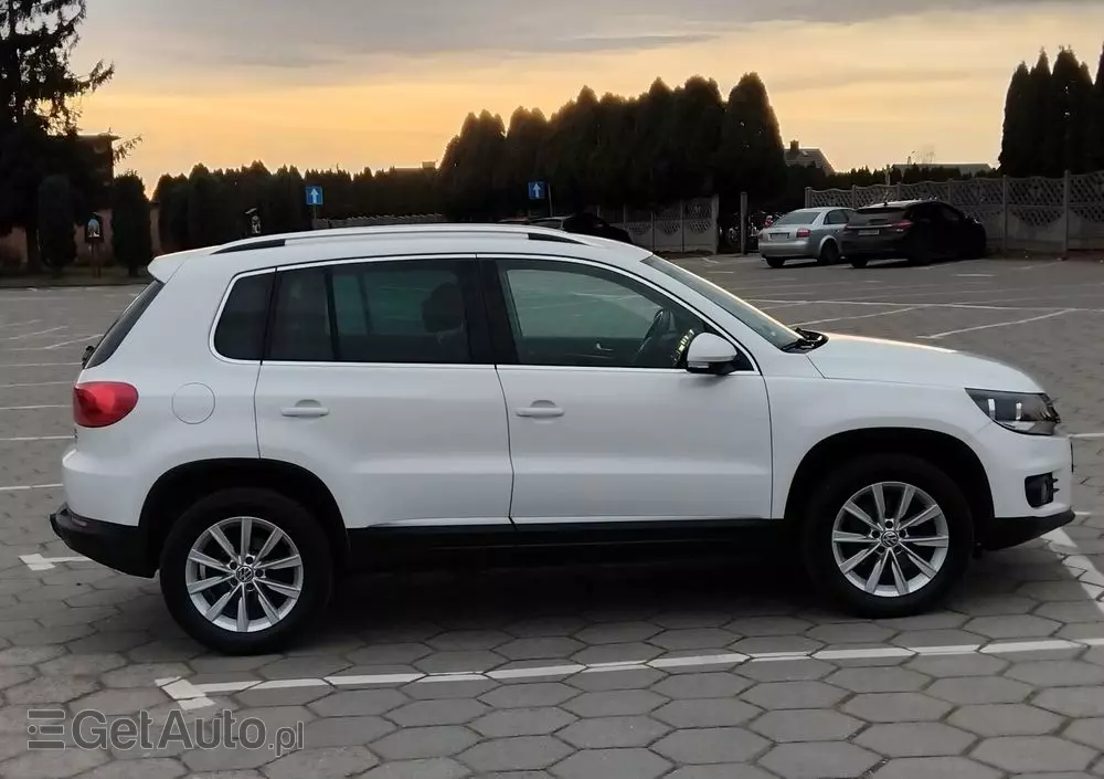 VOLKSWAGEN Tiguan 2.0 TDI DPF 4Motion BlueMotion Technology Cup Track & Style