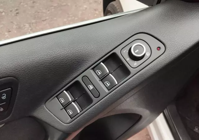 VOLKSWAGEN Tiguan 2.0 TDI DPF 4Motion BlueMotion Technology Cup Track & Style