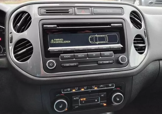 VOLKSWAGEN Tiguan 2.0 TDI DPF 4Motion BlueMotion Technology Cup Track & Style