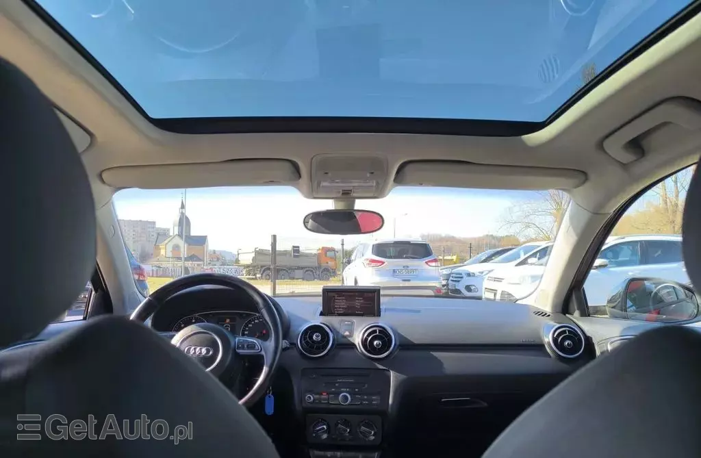 AUDI A1 
