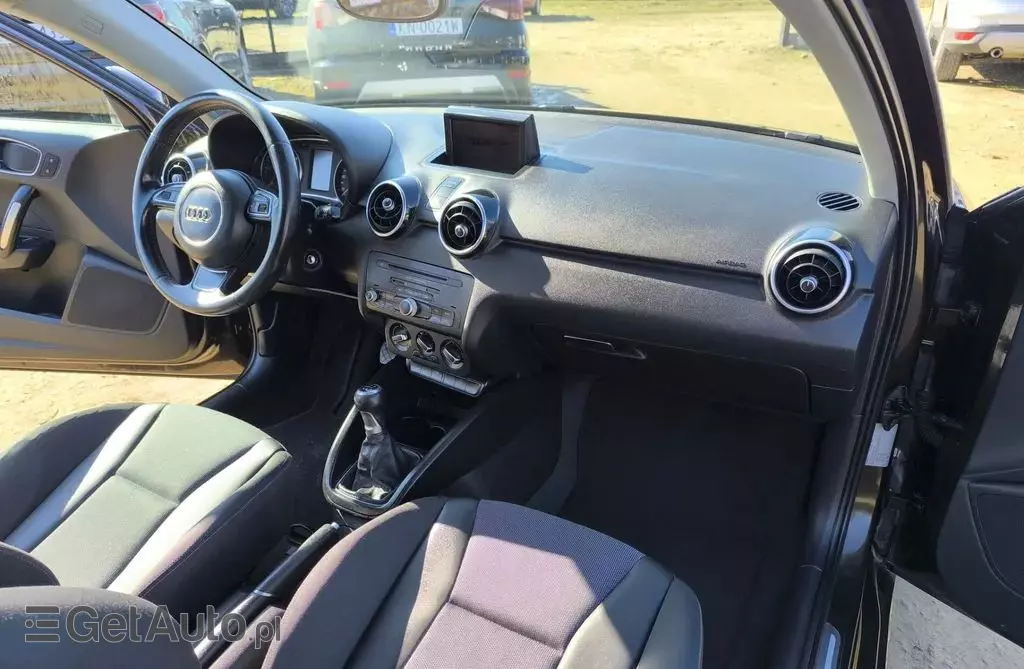 AUDI A1 