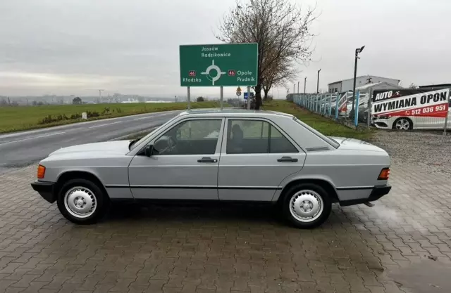 MERCEDES-BENZ W 201 (190) 