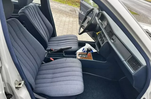 MERCEDES-BENZ W 201 (190) 