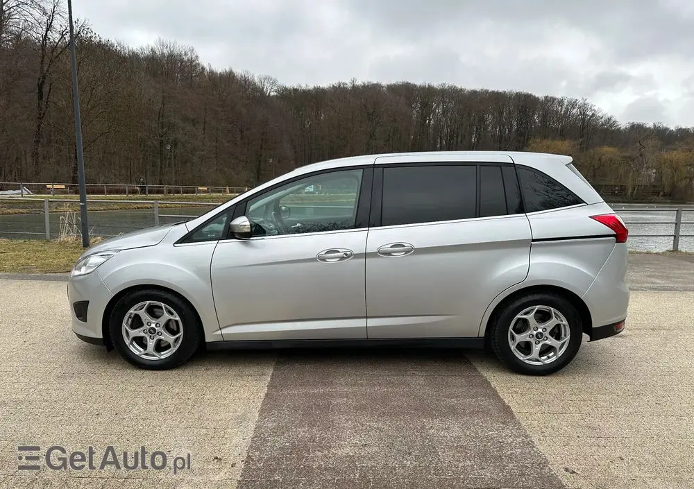 FORD Grand C-MAX 1.6 EcoBoost Titanium