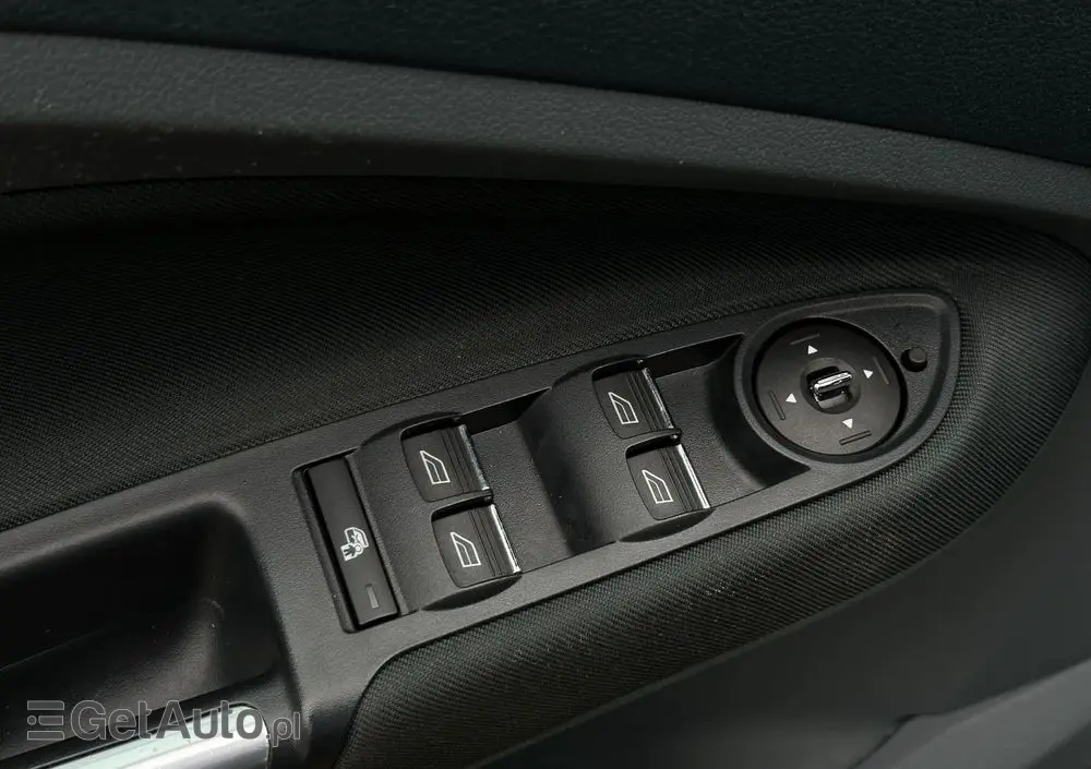 FORD Grand C-MAX 1.6 EcoBoost Titanium