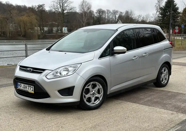 FORD Grand C-MAX 1.6 EcoBoost Titanium