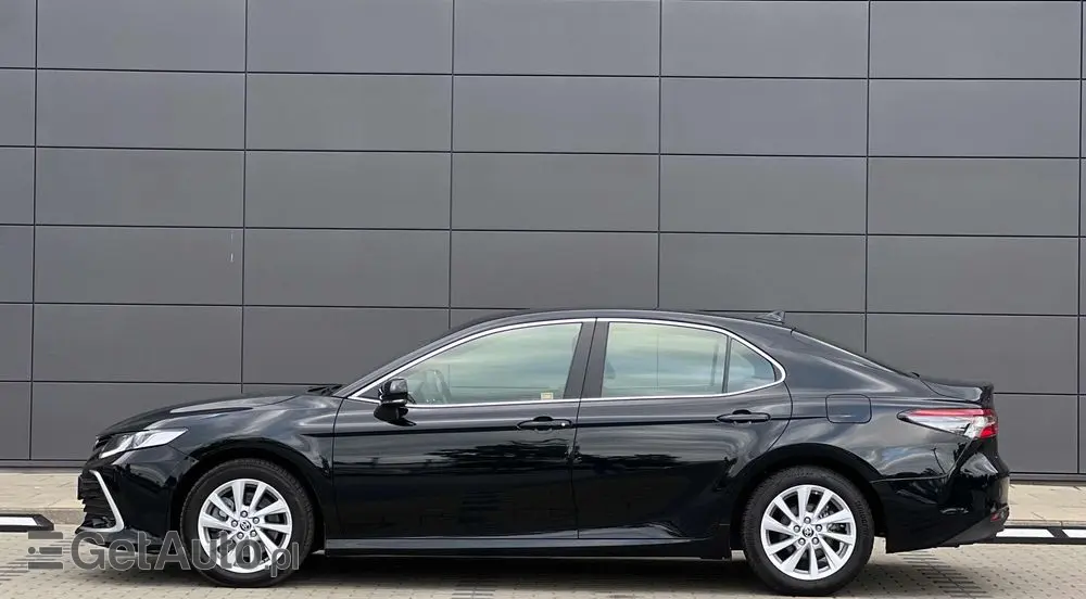 TOYOTA Camry 2.5 Hybrid Comfort CVT