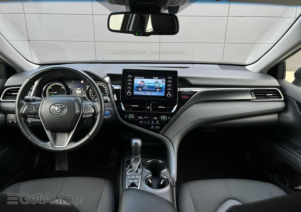 TOYOTA Camry 2.5 Hybrid Comfort CVT