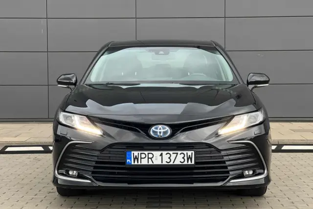 TOYOTA Camry 2.5 Hybrid Comfort CVT