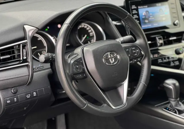 TOYOTA Camry 2.5 Hybrid Comfort CVT