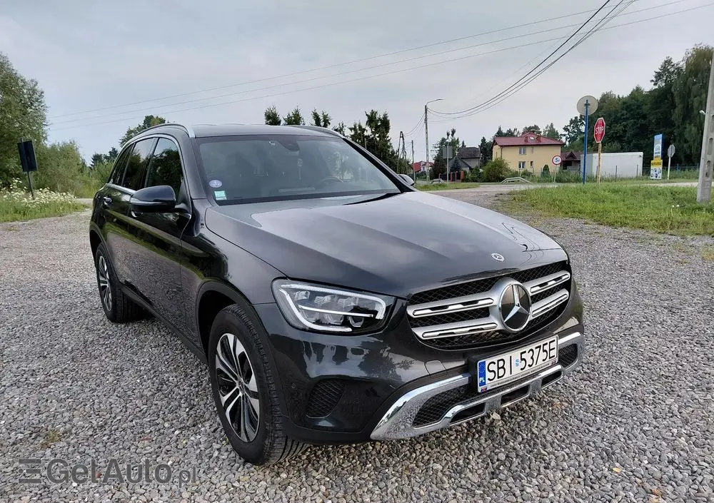 MERCEDES-BENZ GLC 