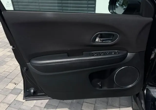 HONDA HR-V 1.6 i-DTEC Elegance