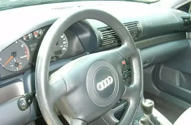 AUDI A4 