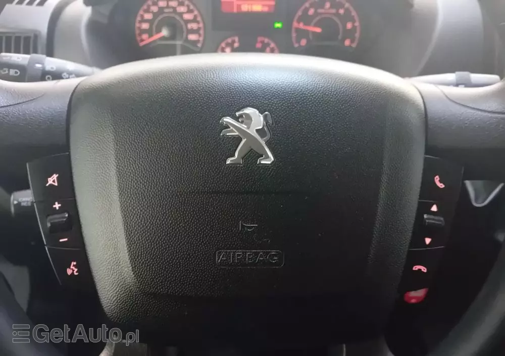 PEUGEOT Boxer 