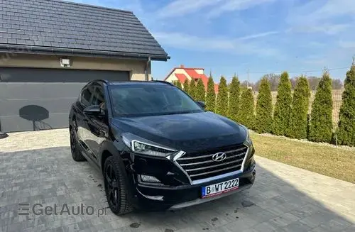 HYUNDAI Tucson 
