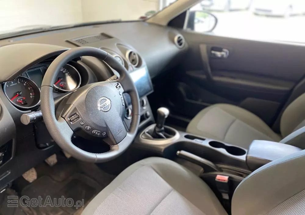 NISSAN Qashqai 1.6 Acenta