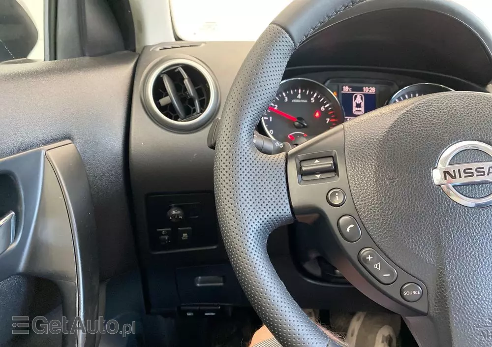 NISSAN Qashqai 1.6 Acenta