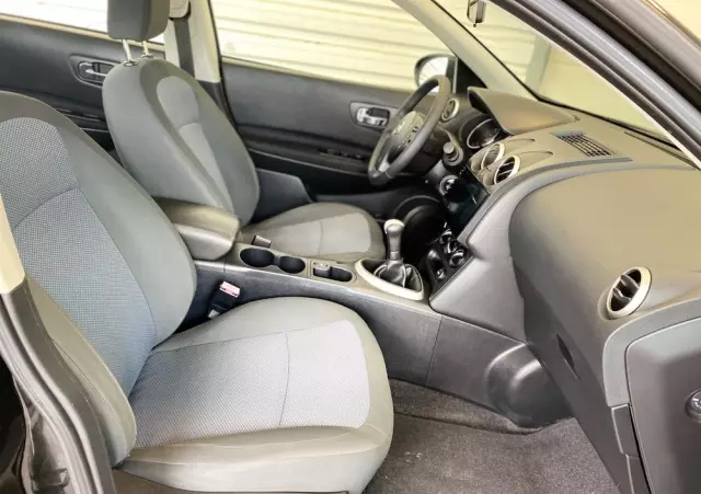 NISSAN Qashqai 1.6 Acenta