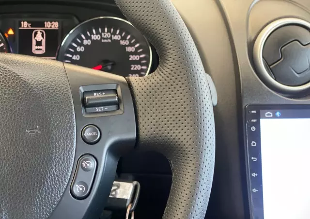 NISSAN Qashqai 1.6 Acenta