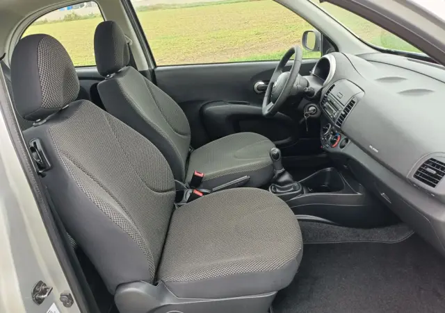 NISSAN Micra 1.2 acenta