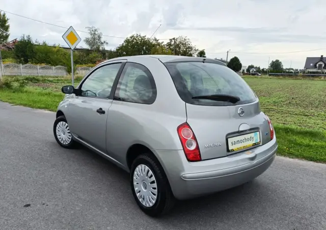 NISSAN Micra 1.2 acenta