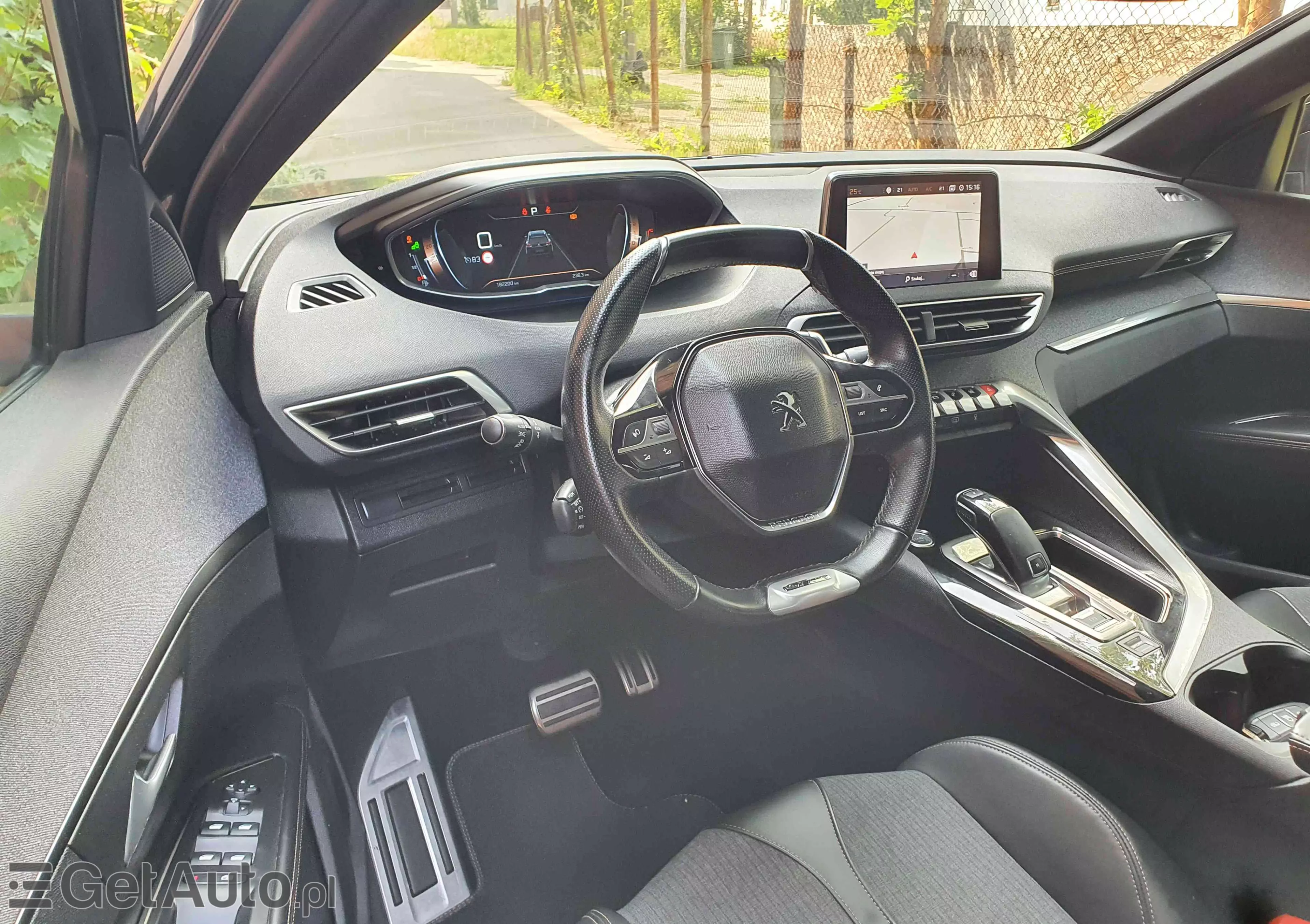 PEUGEOT 5008 BlueHDI 120 EAT6 Stop & Start Business Line