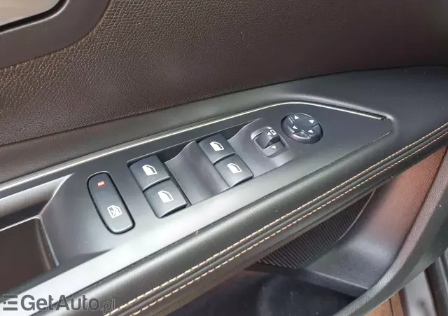 PEUGEOT 5008 BlueHDI 120 EAT6 Stop & Start Business Line