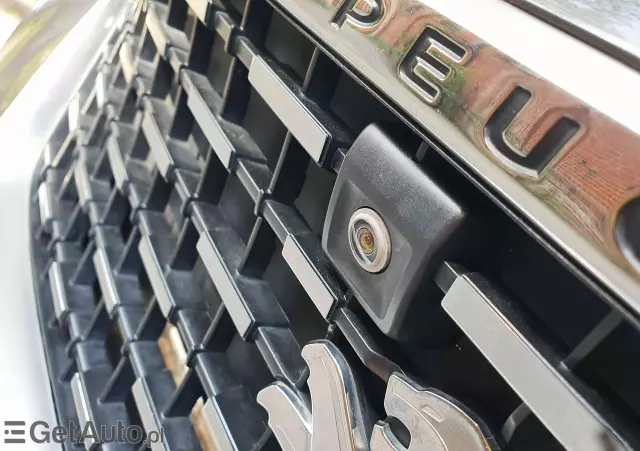 PEUGEOT 5008 BlueHDI 120 EAT6 Stop & Start Business Line