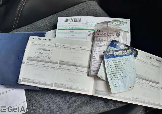 PEUGEOT 5008 BlueHDI 120 EAT6 Stop & Start Business Line