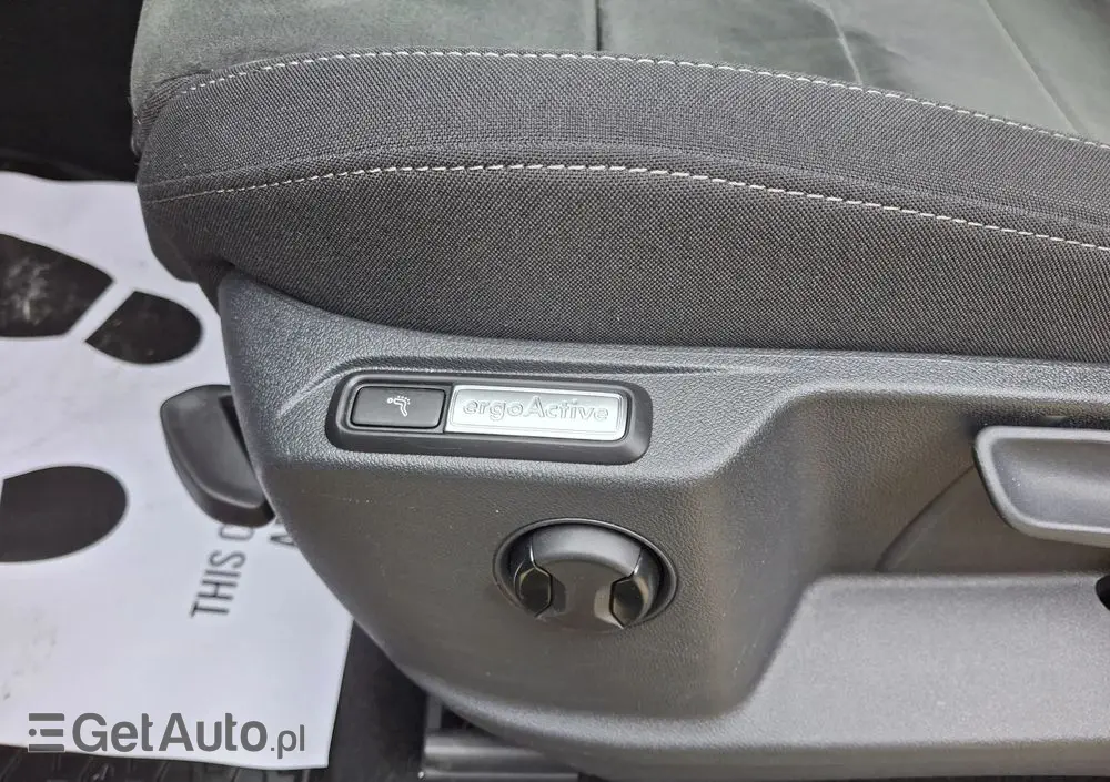 VOLKSWAGEN Tiguan 2.0 TDI SCR Life