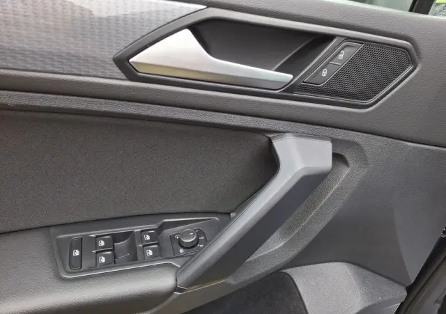 VOLKSWAGEN Tiguan 2.0 TDI SCR Life