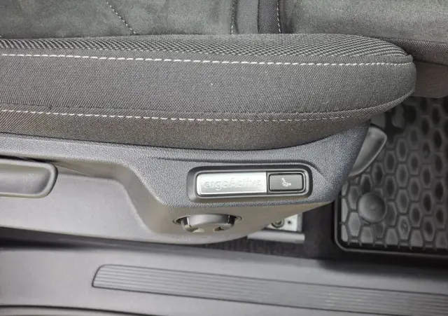 VOLKSWAGEN Tiguan 2.0 TDI SCR Life