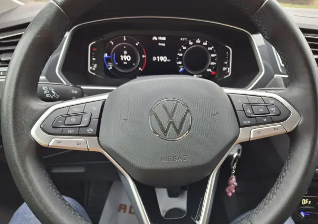 VOLKSWAGEN Tiguan 2.0 TDI SCR Life