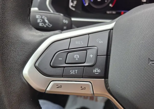 VOLKSWAGEN Tiguan 2.0 TDI SCR Life